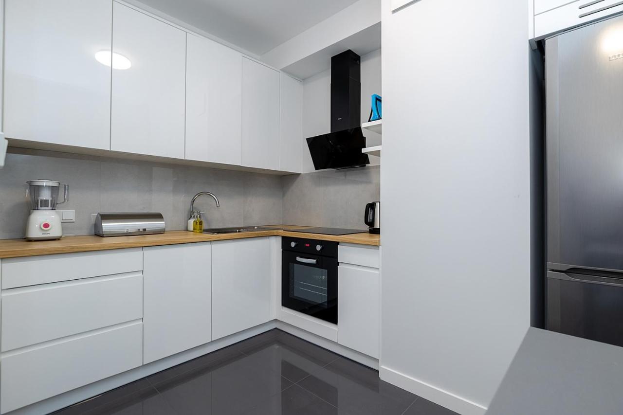 ורשה Wola Luxe Apartment מראה חיצוני תמונה